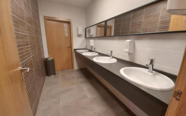 albergue gbc hostel