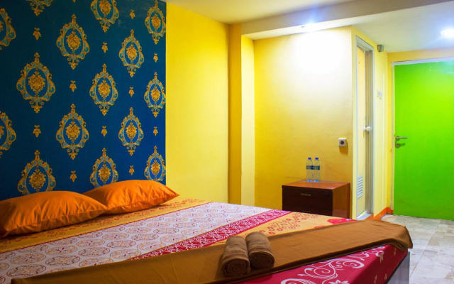 New Priok Indah Hotel – Guest Rooms – Jakarta
