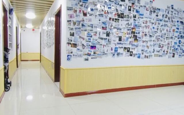 Xuegu Liu'er Guest House