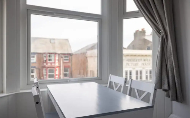 Host Stay Aberdeen Walk Apartment