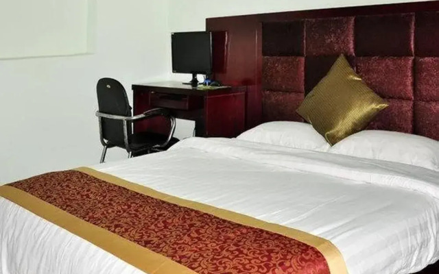 Zhengzhou Longgang Hotel