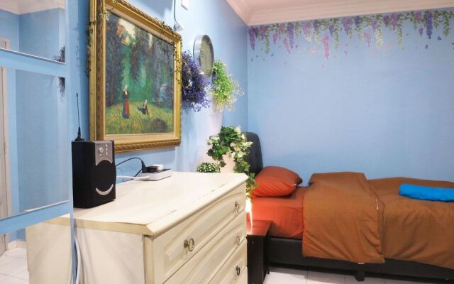 5 Mins to Midvalley 11 pax Amazing ID Theme House – Guest Rooms – Kuala Lumpur