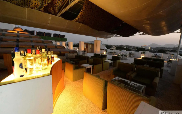 Golden Tulip Udaipur