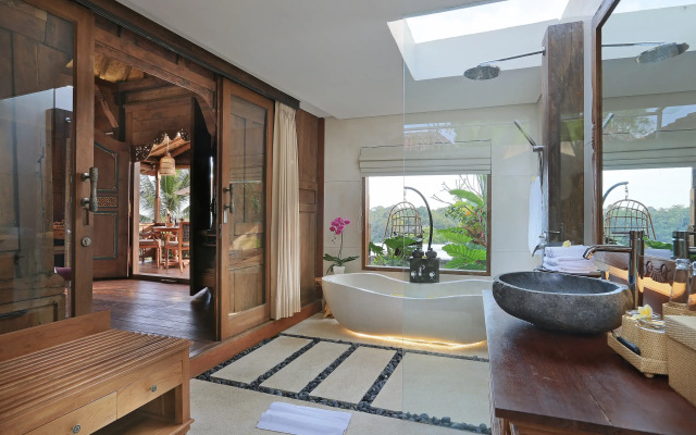 Pramana Watu Kurung Resort