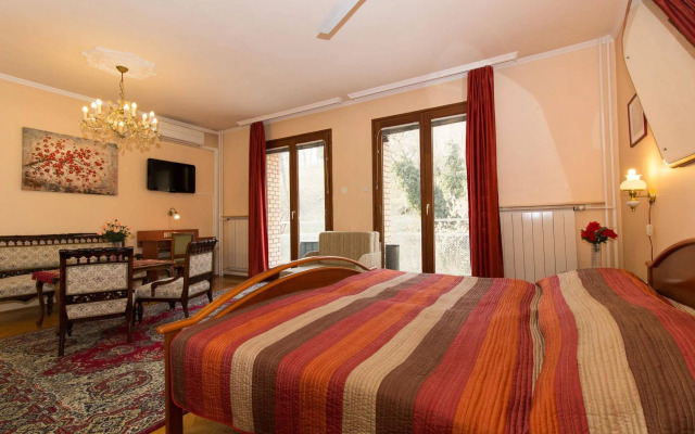Budavar Bed and Breakfast