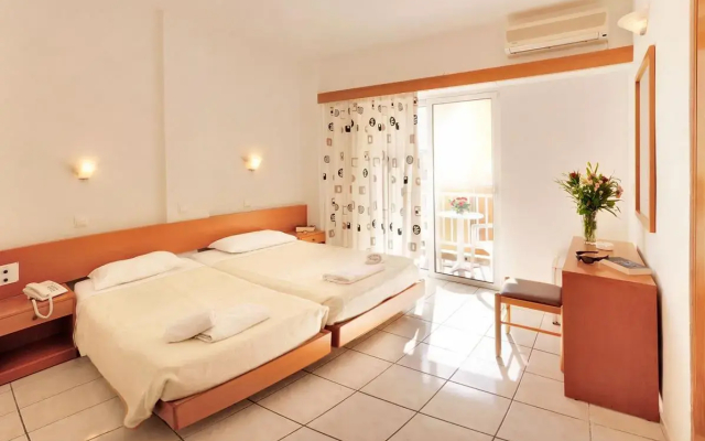 Carina Hotel