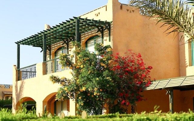 La Hacienda Beach Resort