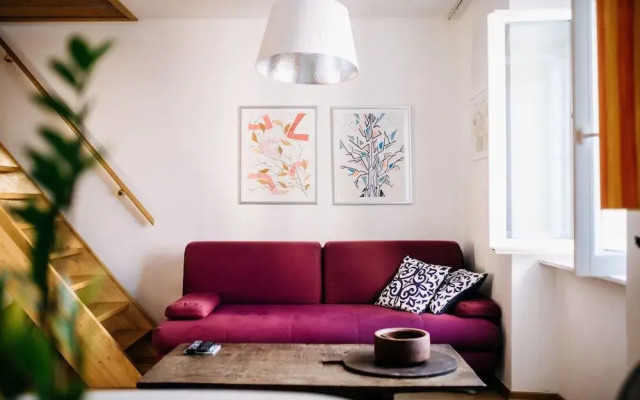 Panorama Old Town apartment by DuHomes