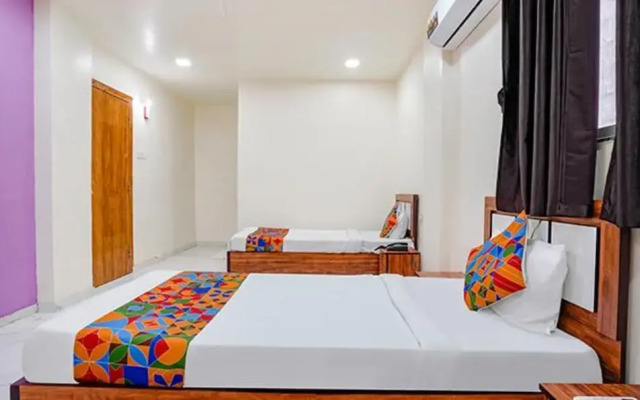 Fabexpress Chaitanya Inn