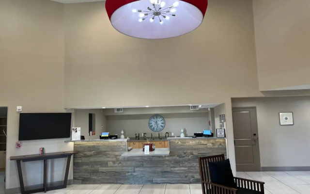 Country Inn & Suites by Radisson, Vallejo Napa Valley, CA