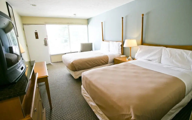 Star City Inn and Suites