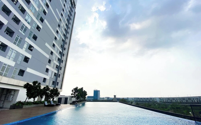 Spacious and Restful 1BR at Vasanta Innopark Apartment