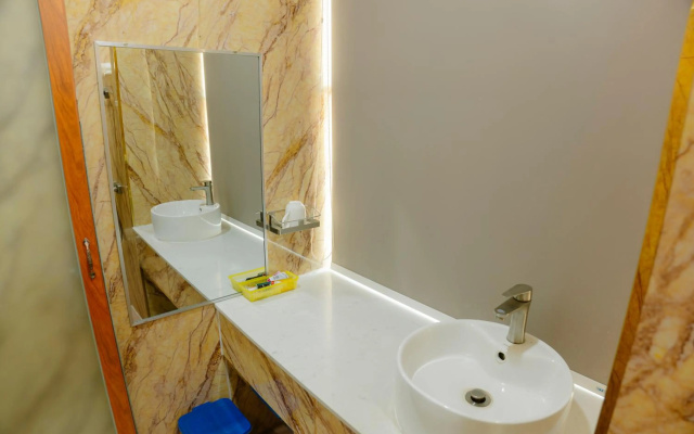 Hoang Son Hotel