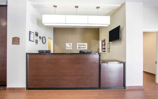 Sleep Inn & Suites