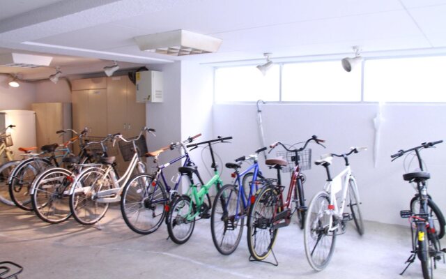Share Lee style Hakata
