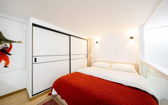 Shanghai Hills & Zinn Courtyard BNB