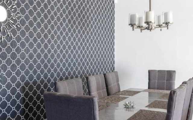 Stunning Modern Home