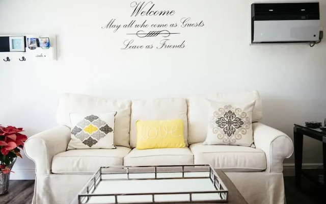 Sea Spray Inn