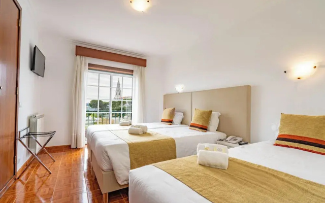 Residencial Padre Pio by Umbral