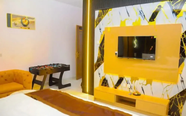 V City Lodge Hotel and Suites