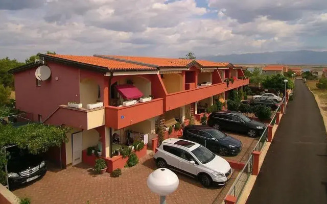 Edith's Olive Garden