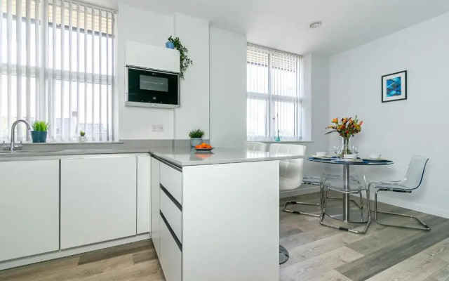 Executive Apartment Close to Station