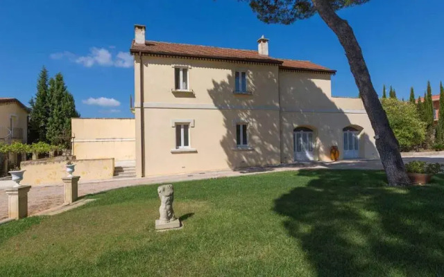 VILLA CAPOZZA 18&2, Emma Villas