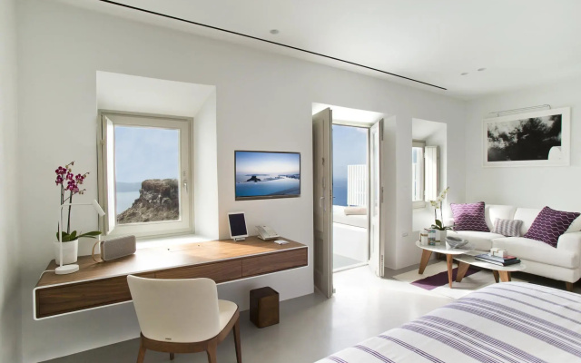 Grace Hotel, Auberge Collection