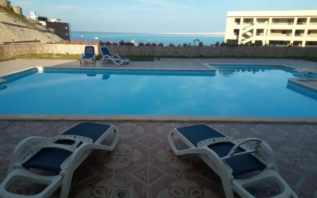 Apartment at View Resort with sea view