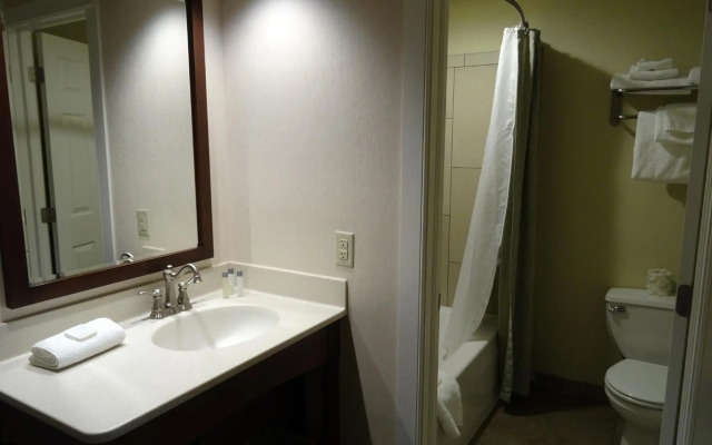 Bird in Hand Family Inn