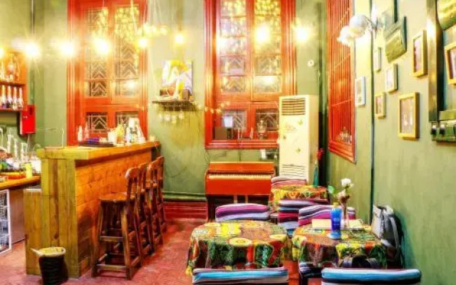 Wuhan Qiaohe Youth Hostel
