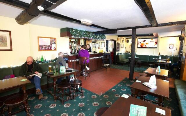 The Black Swan Inn B & B