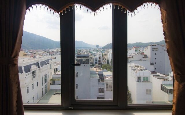 Khch San Bien Xanh