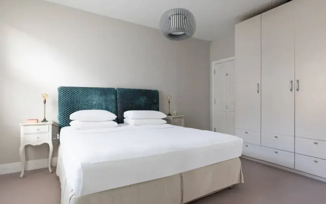 Oakley Street VII by Onefinestay