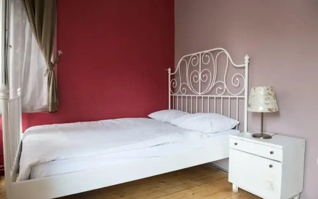 Cheers MeeTown Hostel