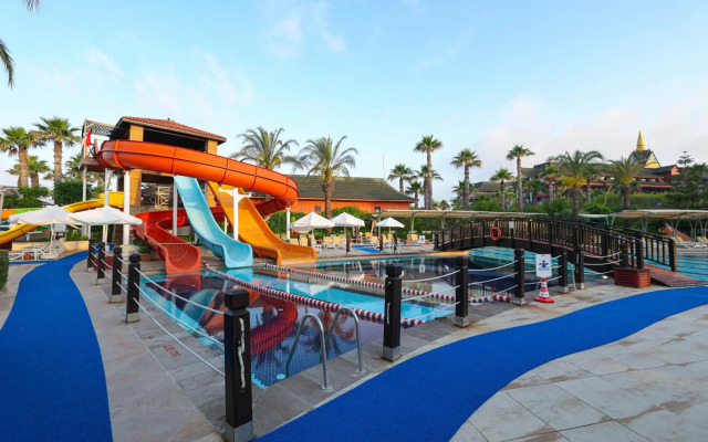 Crystal Family Resort & Spa – All Inclusive