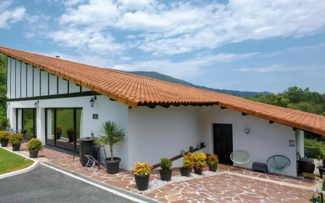 Villa Higer