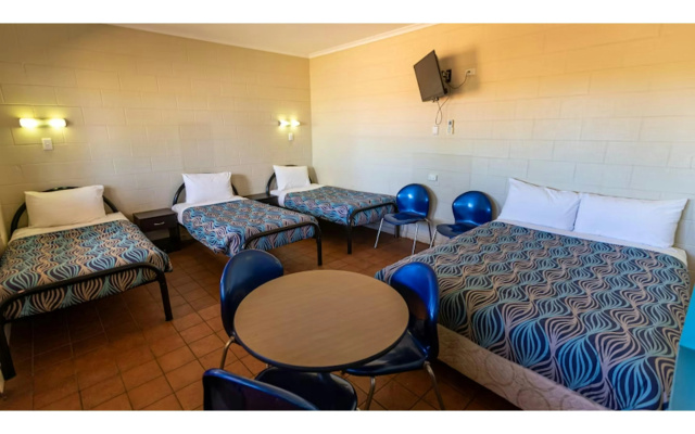 Discovery Resorts - Kings Canyon – Guest Rooms – Alice Springs