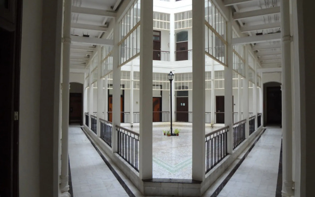 Grand Hotel