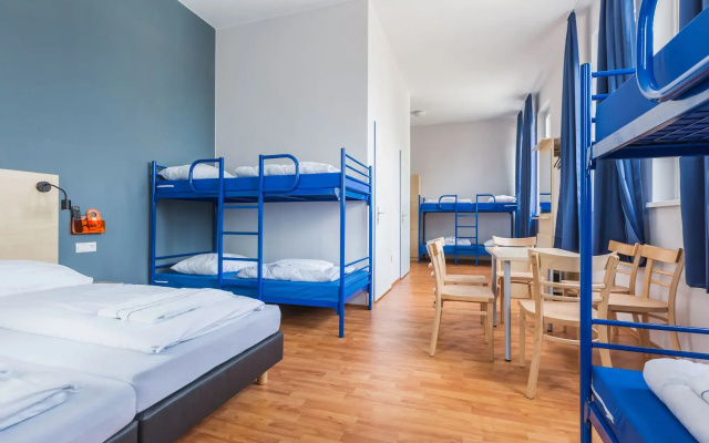 a&o Salzburg Hauptbahnhof - Hostel
