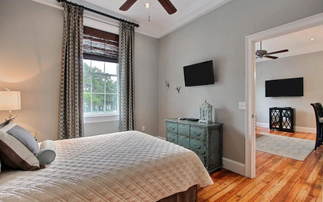 The Suites at Bay