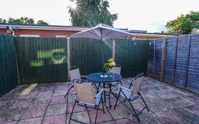 Spacious 3BR House Sleeps 6