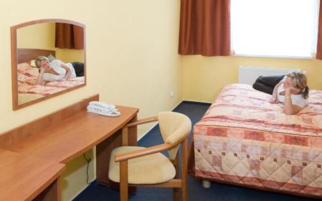 Kaja Medical & Spa