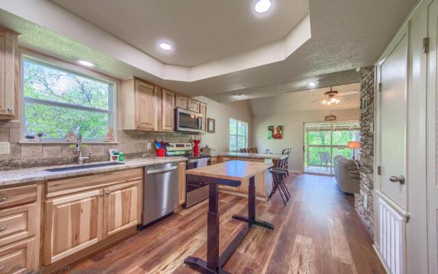 Red Barn Cabin Rr9122rb Home