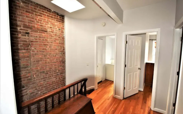 Riverhouse Extended Stay Apartment