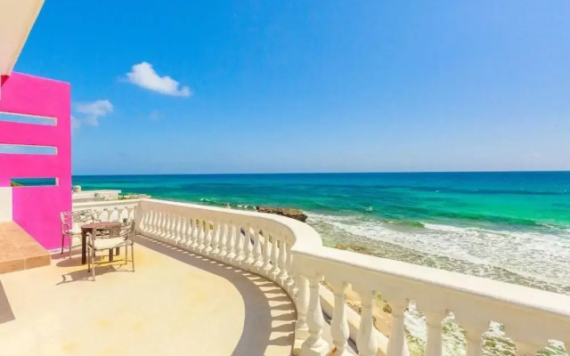 Villa Elena - Entire Property