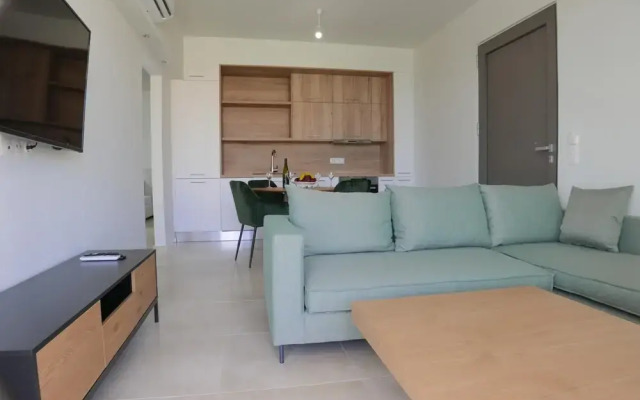 New Villa 2 Adele Kampos