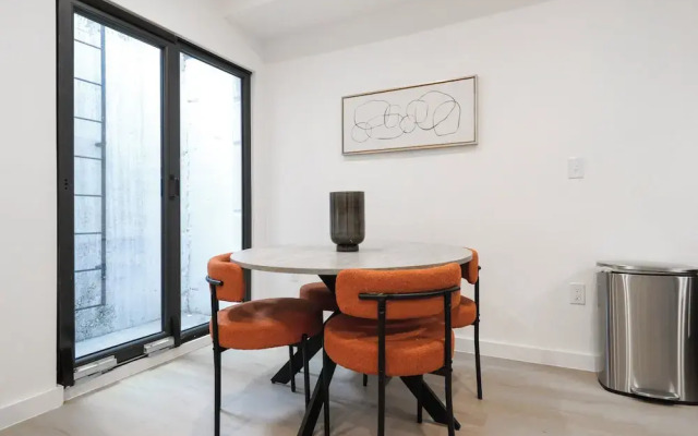 Unit 1 Stylish Studio