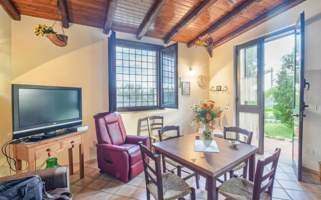 Stunning Home in Noto With 3 Bedrooms and Wifi