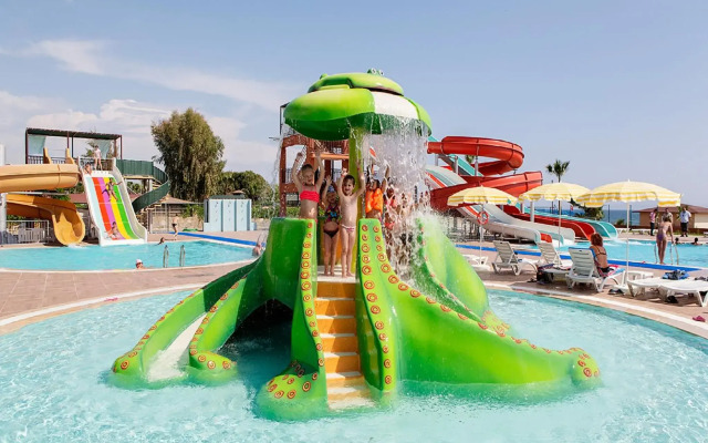 Club Turtas Beach Hotel - All Inclusive